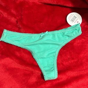 Splendies Women Thong - Medium 
Just bought all with tags. #Splendies.